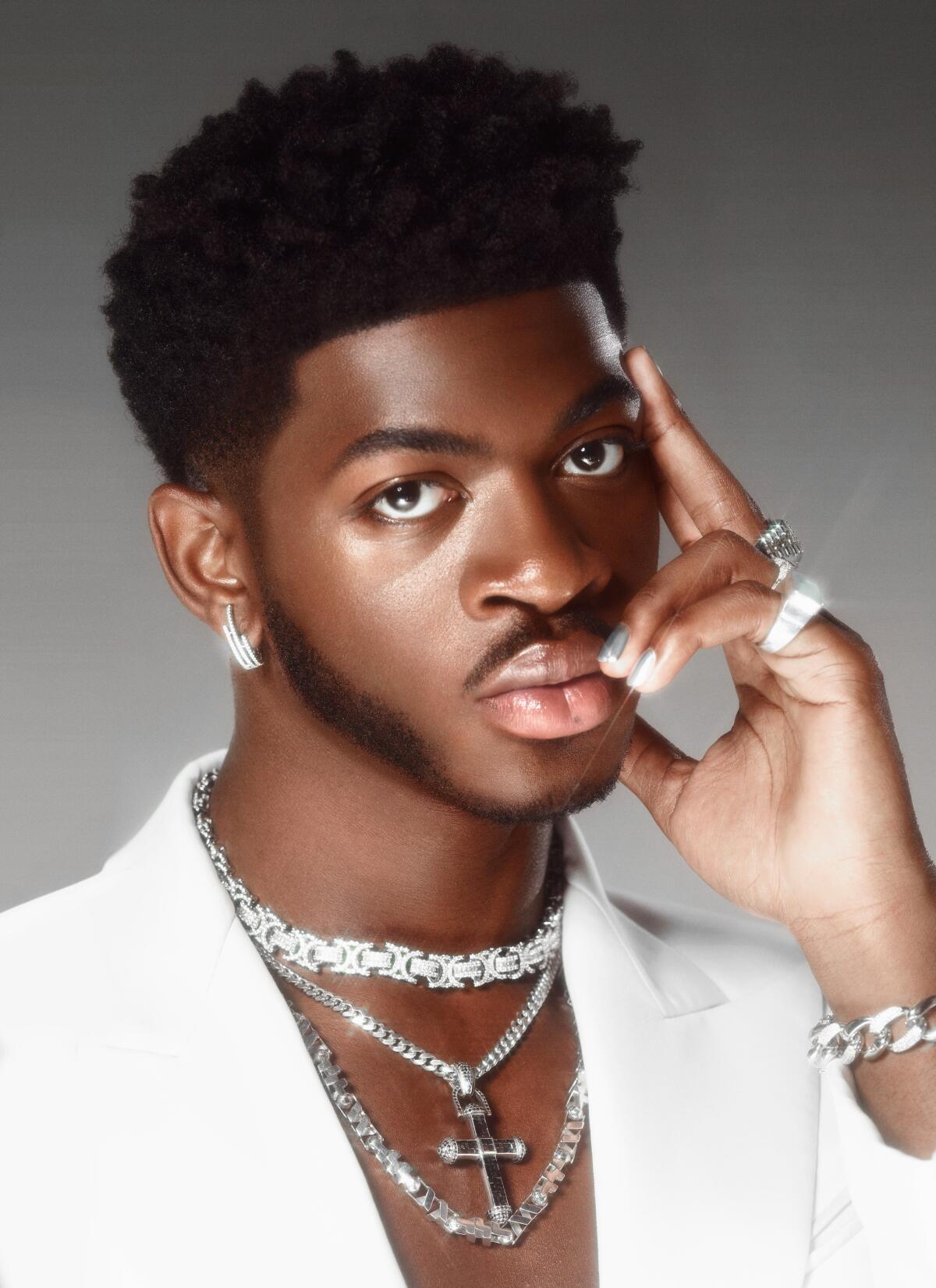 Lil Nas X triumphs over haters and homophobes on 'Montero' - Los